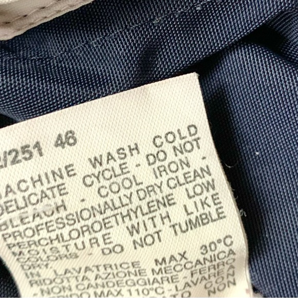 MaxMara Weekend Utility Rain Jacket - Picture 9 of 16